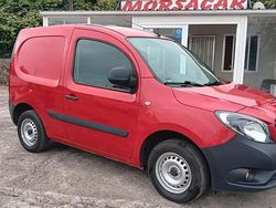 Vermelho Usado 2018 Mercedes Citan 108 Sedan | € 12.300