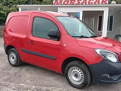 Vermelho Usado 2018 Mercedes Citan 108 Sedan | € 12.300