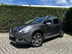 Cinza Usado 2015 Peugeot 2008 Allure SUV | € 10.490 (Bom preço)