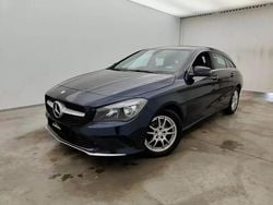 Azul escuro Usado 2016 Mercedes CLA180 Shooting Brake Carrinha | € 18.550 (Preço justo)