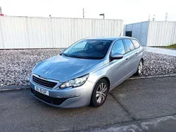 Cinzento Usado 2017 Peugeot 308 Active Carrinha | € 12.000 (Preço elevado)