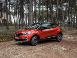 Vermelho Usado 2019 Renault Captur SUV | € 17.650 (Preço justo)