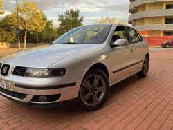 Usado 2003 Seat Leon Sedan | € 4.850