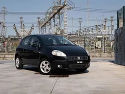 Preto Usado 2009 Fiat Grande Punto Dynamic Citadino | € 5.999 (Preço justo)
