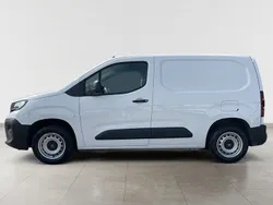Branco Usado 2025 Peugeot Partner Monovolume | € 20.790 (Preço elevado)