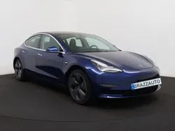 Cinzento Usado 2019 Tesla Model 3 Sedan | € 23.750 (Preço justo)