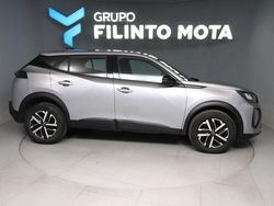 Cinza Usado 2024 Peugeot 2008 Active SUV | € 19.740 (Bom preço)