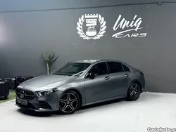 Cinza Usado 2020 Mercedes A180 AMG | € 29.990