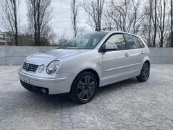 Usado 2005 VW Polo Highline Sedan | € 2.750 (Bom preço)