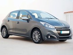 Antracite Usado 2017 Peugeot 208 Allure Citadino | € 11.750 (Preço elevado)