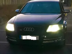 Azul Usado 2007 Audi A6 Premium Sedan | € 8.280