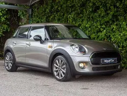 Cinzento Usado 2018 Mini ONE Citadino | € 16.500 (Preço justo)