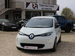 Branco Usado 2013 Renault Zoe Life Citadino | € 7.500 (Preço justo)