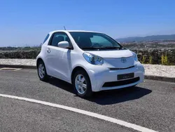 Branco Usado 2009 Toyota iQ Citadino | € 6.990 (Preço justo)
