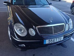 Usado 2004 Mercedes E220 Sedan | € 8.500 (Preço elevado)