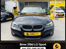 Preto Usado 2011 BMW 318 Sport Line Citadino | € 15.900
