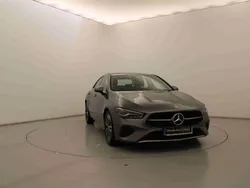 Cinza Usado 2024 Mercedes CLA180 Sedan | € 41.990 (Preço justo)