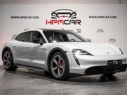 Cinzento Usado 2022 Porsche Taycan Sedan | € 75.900 (Super Preço)
