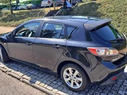 Preto Usado 2010 Mazda 3 Citadino | € 5.500 (Bom preço)