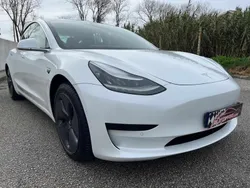 Branco Usado 2019 Tesla Model 3 Standard Range Sedan | € 19.900 (Bom preço)