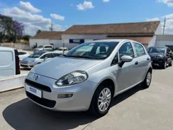 Cinza Usado 2016 Fiat Punto Lounge Citadino | € 7.800 (Preço justo)