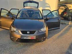 Cinzento Usado 2016 Seat Ibiza ST Carrinha | € 11.900