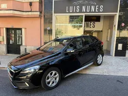 Preto Usado 2017 Volvo V40 CC Carrinha | € 14.900 (Preço justo)