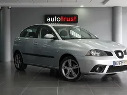 Cinzento Usado 2008 Seat Ibiza | € 5.900 (Preço justo)