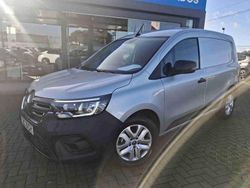Cinzento Usado 2023 Renault Kangoo Monovolume | € 21.490 (Preço justo)