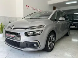 Cinza Usado 2017 Citroën C4 Intensive Monovolume | € 17.500 (Caro)