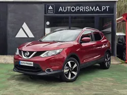 Vermelho Usado 2015 Nissan Qashqai Premium Edition SUV | € 14.990 (Preço elevado)