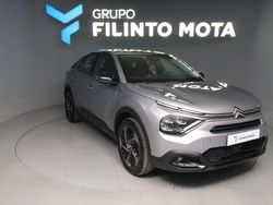Cinzento Usado 2024 Citroën C4 PureTech Sedan | € 20.390 (Preço justo)