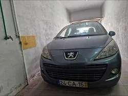 Usado 2008 Peugeot 207 Sedan | € 3.900 (Preço justo)