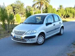 Cinzento Usado 2002 Citroën C3 Citadino | € 3.400 (Caro)