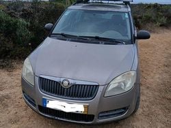 Usado 2009 Skoda Fabia Sedan | € 3.000 (Bom preço)