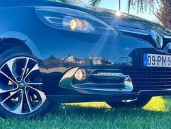 Usado 2015 Renault Grand Scénic III Bose Edition Monovolume | € 11.900 (Preço justo)