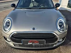 Cinzento Usado 2016 Mini Cooper D Clubman Carrinha | € 17.900 (Preço justo)