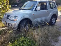 Cinzento Usado 2000 Mitsubishi Pajero SUV | € 13.000