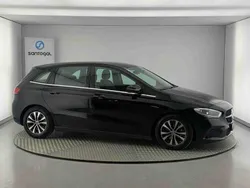 Preto Usado 2023 Mercedes 180 Sedan | € 38.490 (Bom preço)