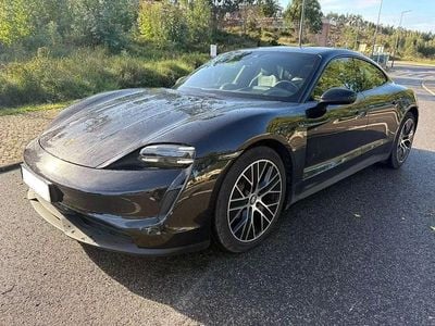 Preto Usado 2021 Porsche Taycan 4S Sedan | € 58.900 (Preço elevado)