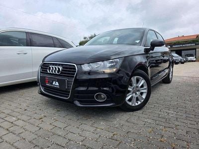 Usado Audi A1 Sportback 105 HP (77 kW) 2013 Preto Citadino