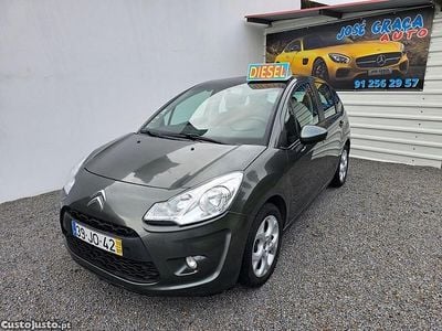 Cinza Usado 2010 Citroën C3 | € 4.950 (Preço justo)