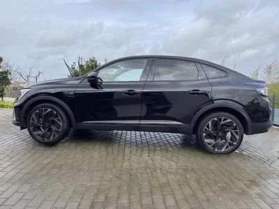 Usado Renault Arkana 143 HP (105 kW) 2024 Preto SUV