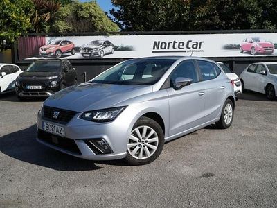 Cinza Usado 2023 Seat Ibiza Style | € 14.500 (Preço justo)