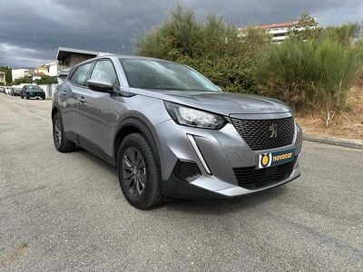 Cinzento Usado 2021 Peugeot 2008 SUV | € 17.500 (Bom preço)