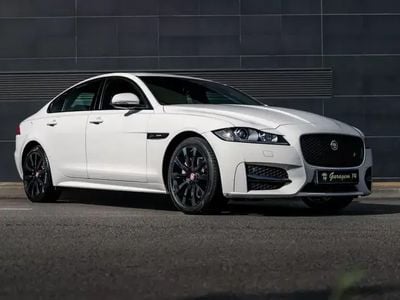 Usado Jaguar XF R-Sport 180 HP (132 kW) 2017 Branco Sedan