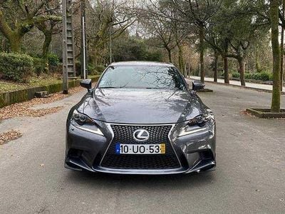 Usado 2014 Lexus IS300h Sport Line Sedan | € 17.900