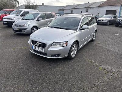 Usado Volvo V50 Momentum 109 HP (80 kW) 2010 Cinzento Carrinha