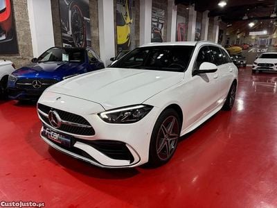 Usado Mercedes C300e AMG line 313 HP (230 kW) 2023 Branco Carrinha