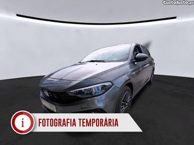 Usado Fiat Tipo City Life 95 HP (69 kW) 2022 Cinza Carrinha